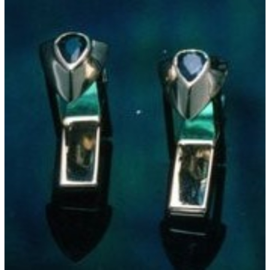 CF1013 14K-18K Yellow Gold & Saphire �2900 14K-18K Yellow Gold & Saphire - Image 1